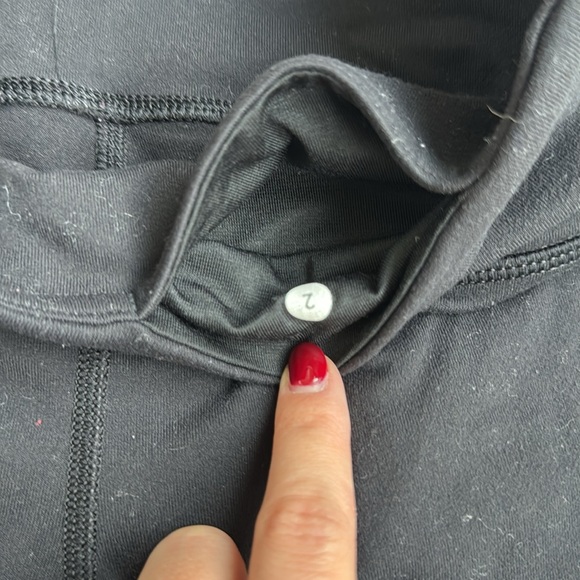 Lululemon Wunder Under Leggings - Picture 2 of 4
